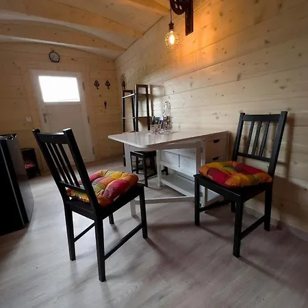 Schaeferkarrenpark Adler- Und Wolfspark Kasselburg مكان تخييم *