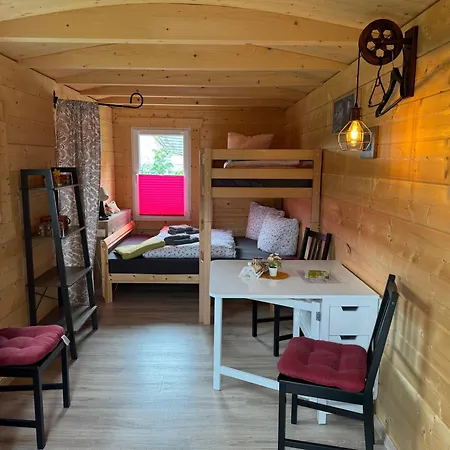 Schaeferkarrenpark Adler- Und Wolfspark Kasselburg مكان تخييم